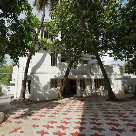 Sowmya Lodge Tiruchirappalli 外观 照片