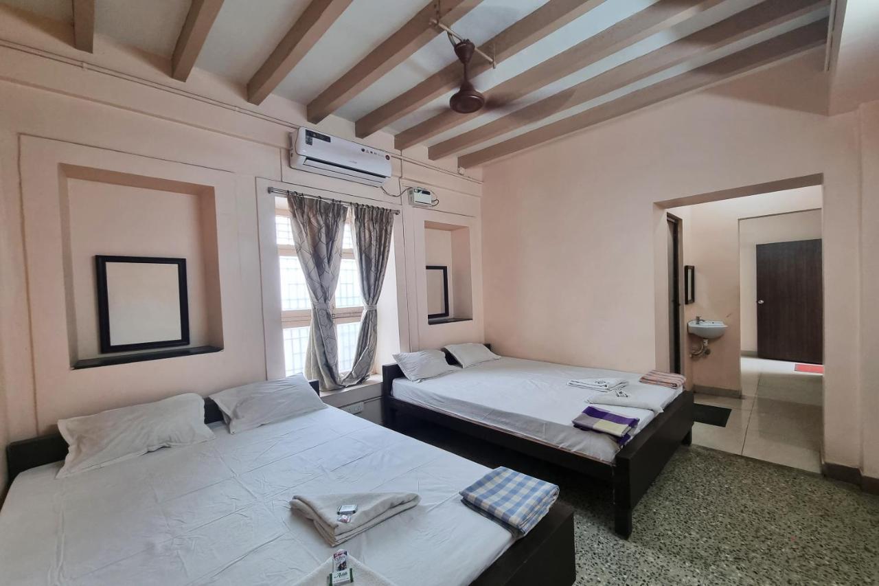 Sowmya Lodge Tiruchirappalli 外观 照片